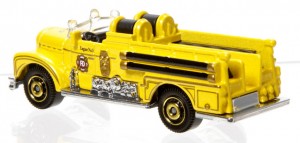 SeagraveFireEngine_Y4527_MB843_2